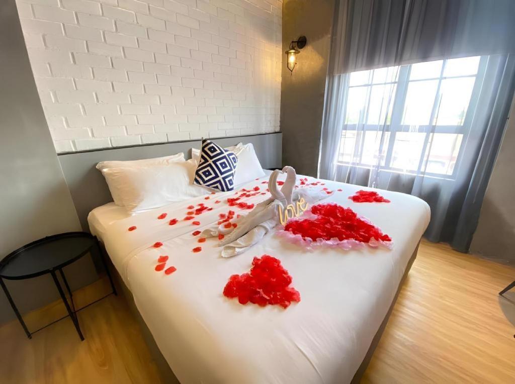 Atelier Hotel Джохор-Бару Экстерьер фото